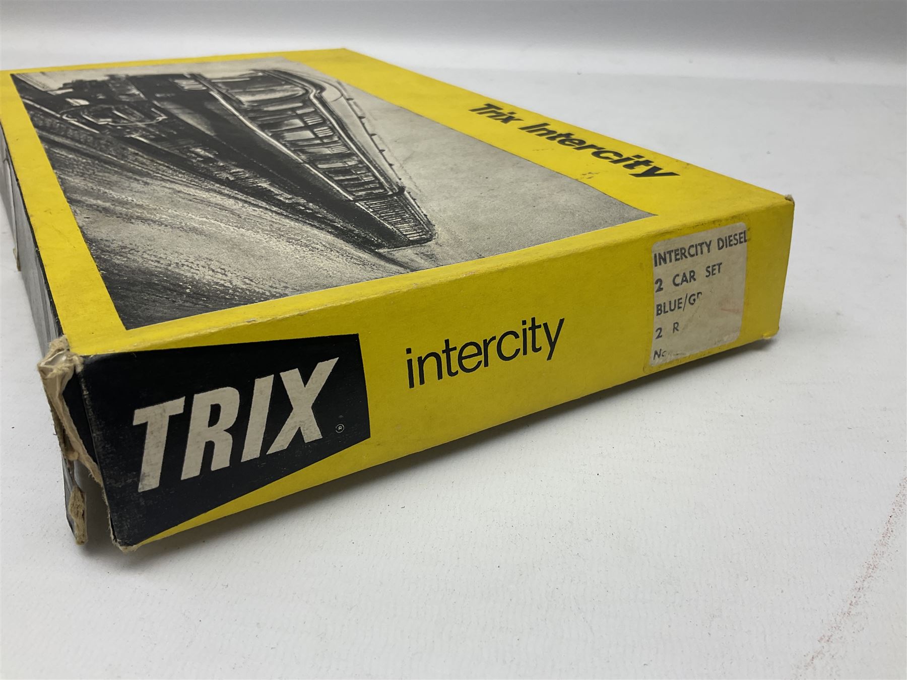 Trix '00/H0' gauge - Intercity Transpennine 2-Car DMU Set - Image 10 of 10