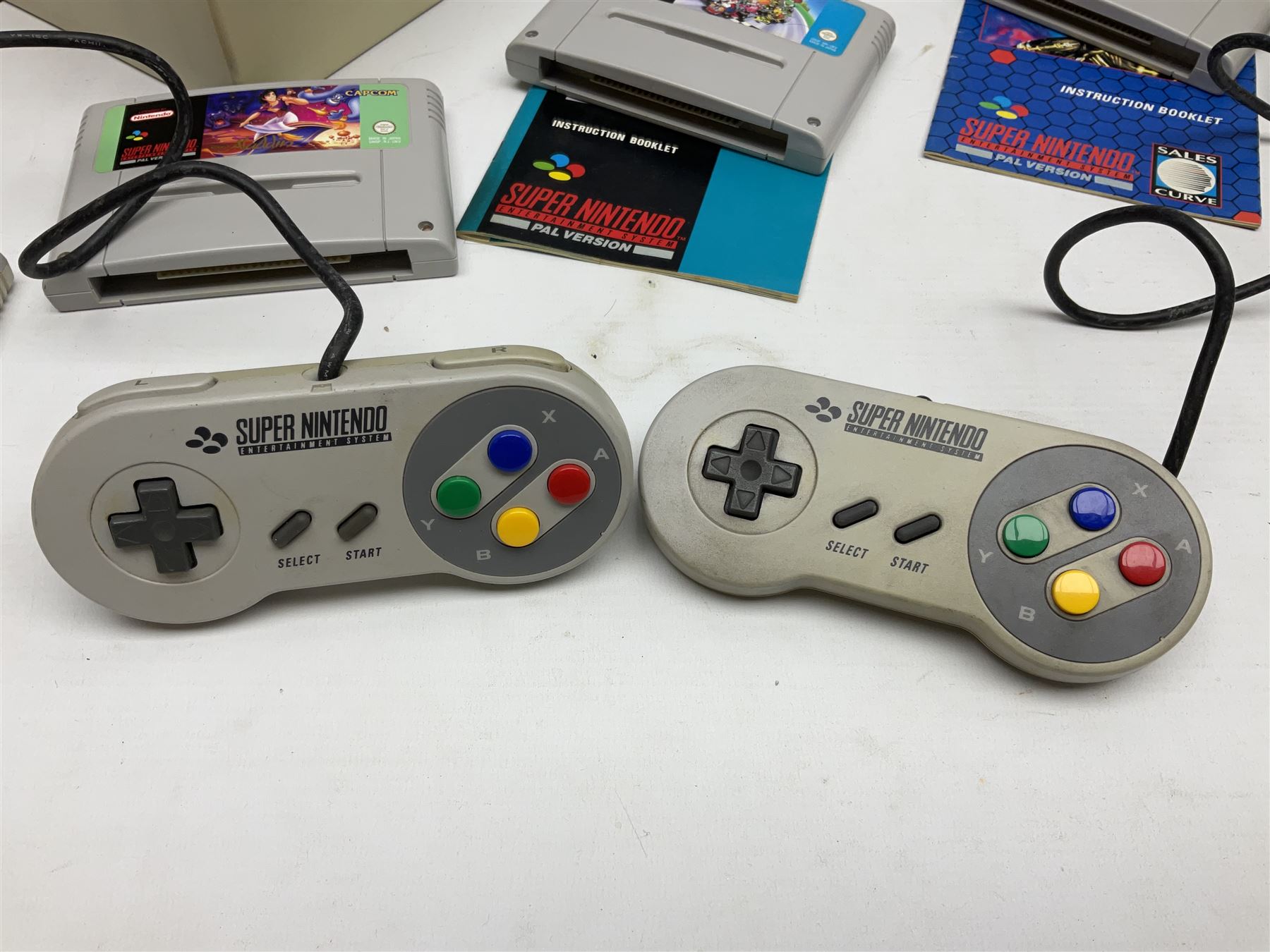 Two Super Nintendo Entertainment System (PAL) controllers - Image 2 of 18