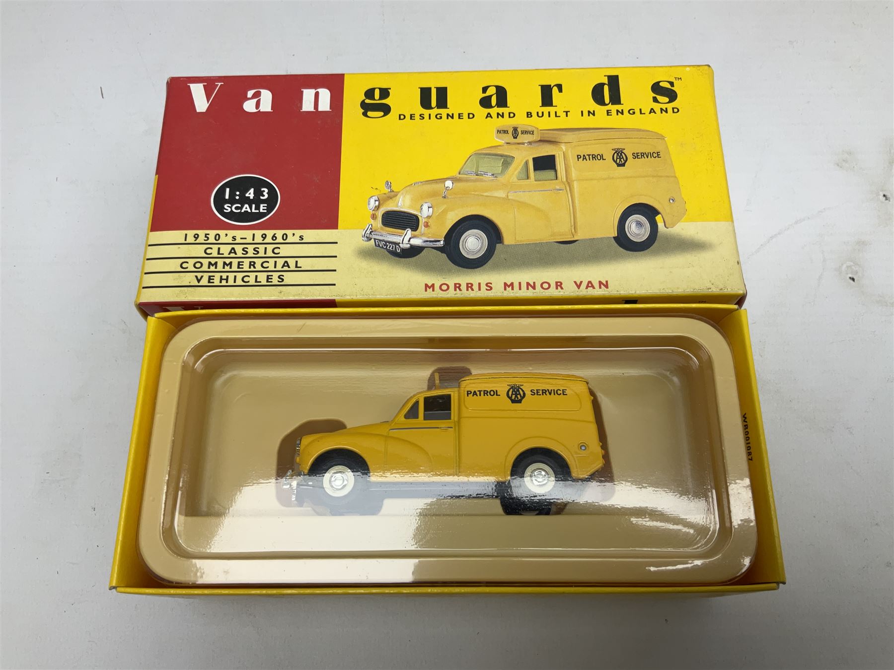 Sixteen Lledo Vanguards 1:43 scale 1950's-1960's Classic Commercial Vehicles die-cast models - Image 5 of 8