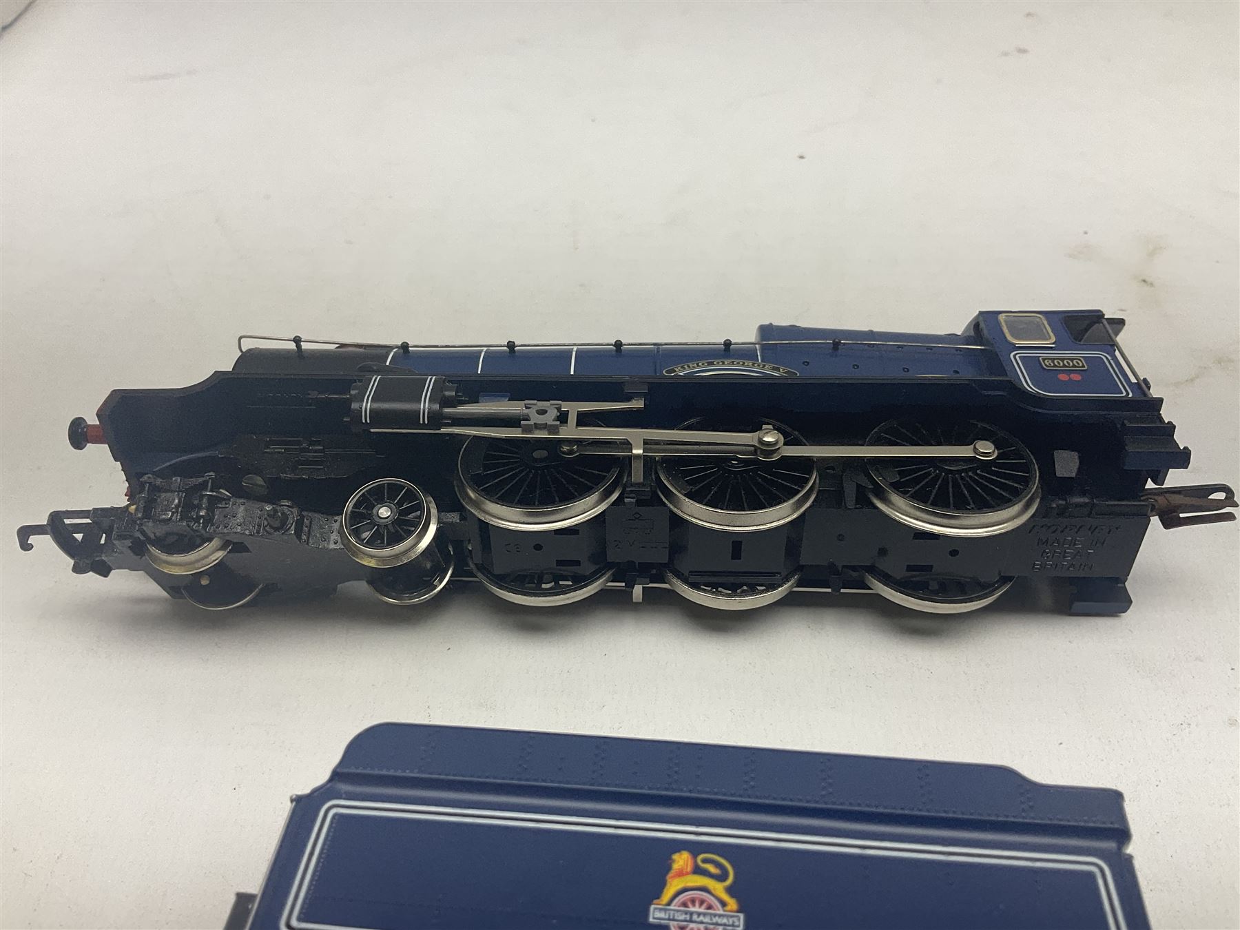 Hornby '00' gauge - two Patriot Class 4-6-0 locomotives 'Lord Rathmore' No.5533 and 'Private E. Syke - Image 9 of 9