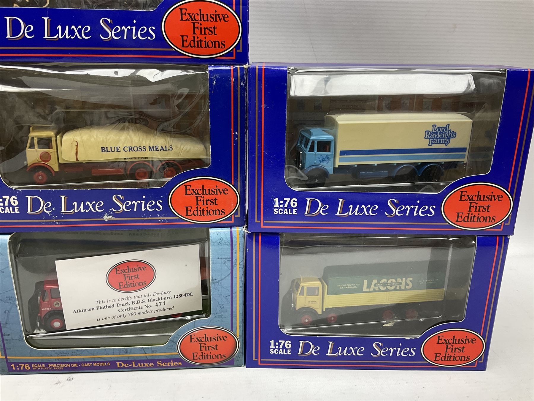 Twenty-two Exclusive First Editions De Luxe Series 1:76 scale die-cast models - Image 9 of 9