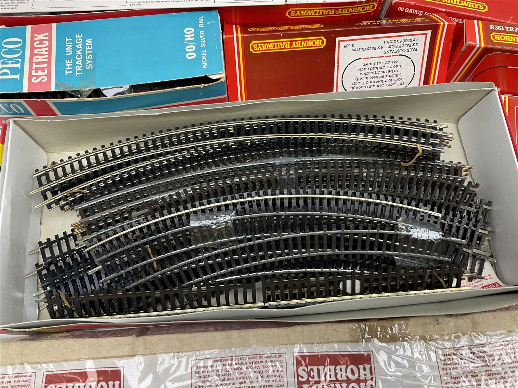 '00' gauge - quantity of unused and used track by Hornby and Peco including various curves - Image 2 of 5