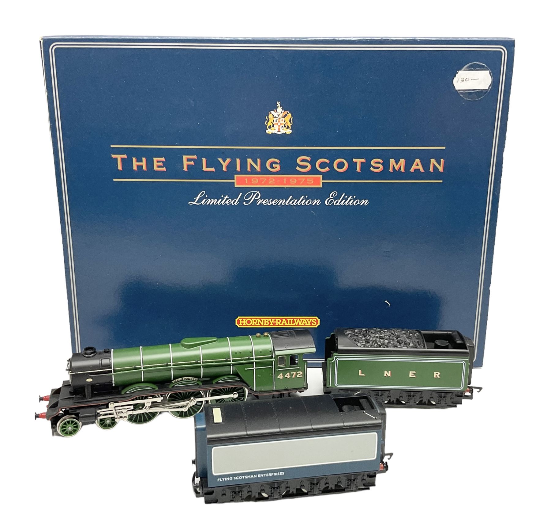 Hornby '00' gauge - LNER green 4-6-2 locomotive 'Flying Scotsman' No.4472 with tender and additional