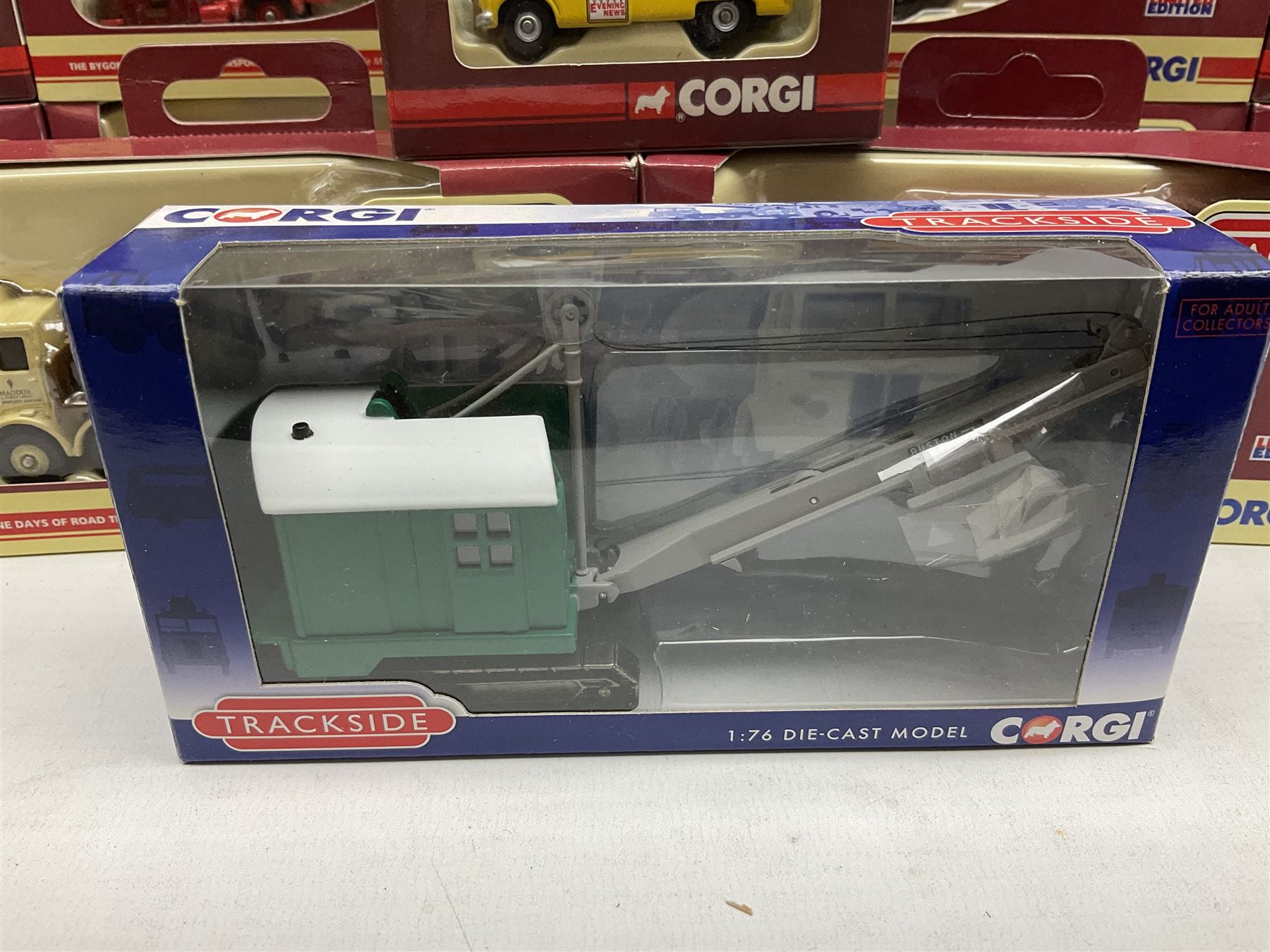 Corgi Trackside '00' scale die-cast models including eighteen limited edition - Image 4 of 12