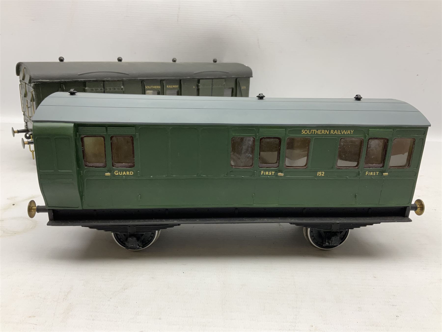 Gauge 1 - scratch-built wooden and metal goods wagon with Southern Railway livery No.2273 L35.5cm; a - Image 2 of 8