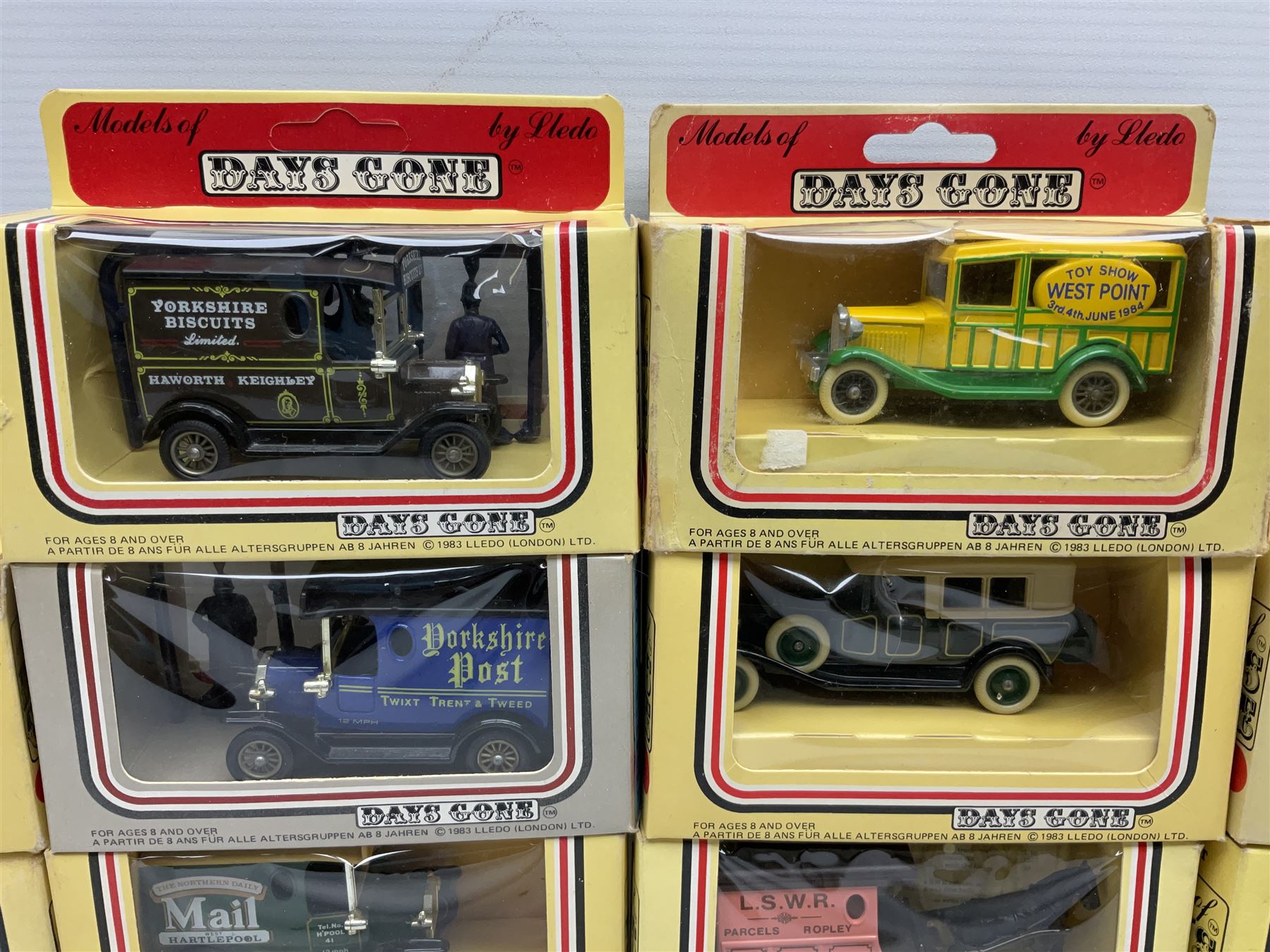 Fifty-two 1980's Days Gone/ Lledo die-cast models including Horse and Carts - Image 11 of 14