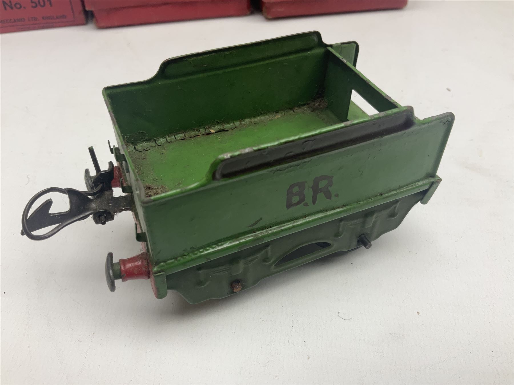 Hornby '0' gauge - No.501 clockwork 0-4-0 locomotive No.1842; boxed; No.501 Tender; boxed; No.101 cl - Image 5 of 14