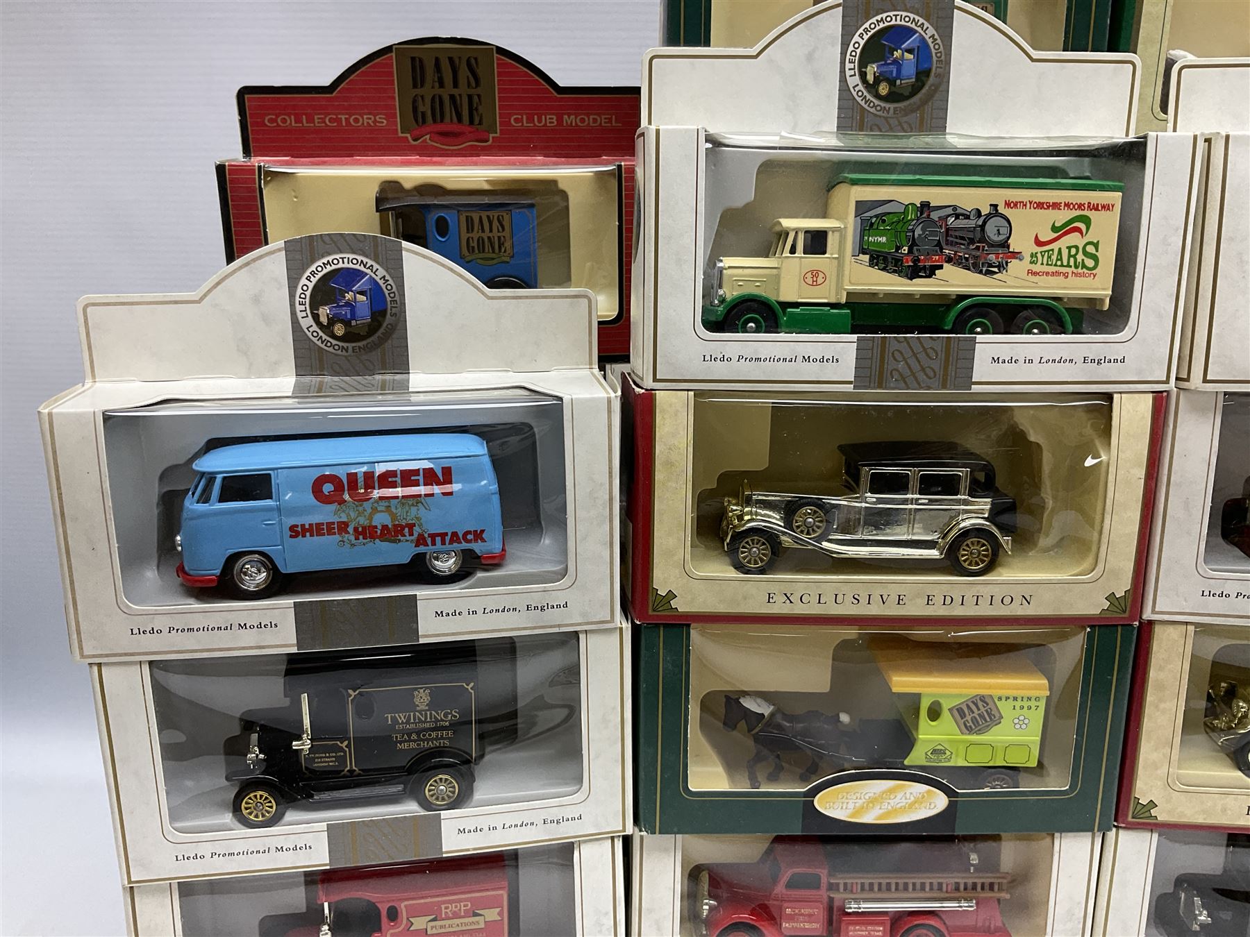 Collection of Days Gone/ Lledo die-cast models including thirty Lledo Promotional Models - Image 10 of 17