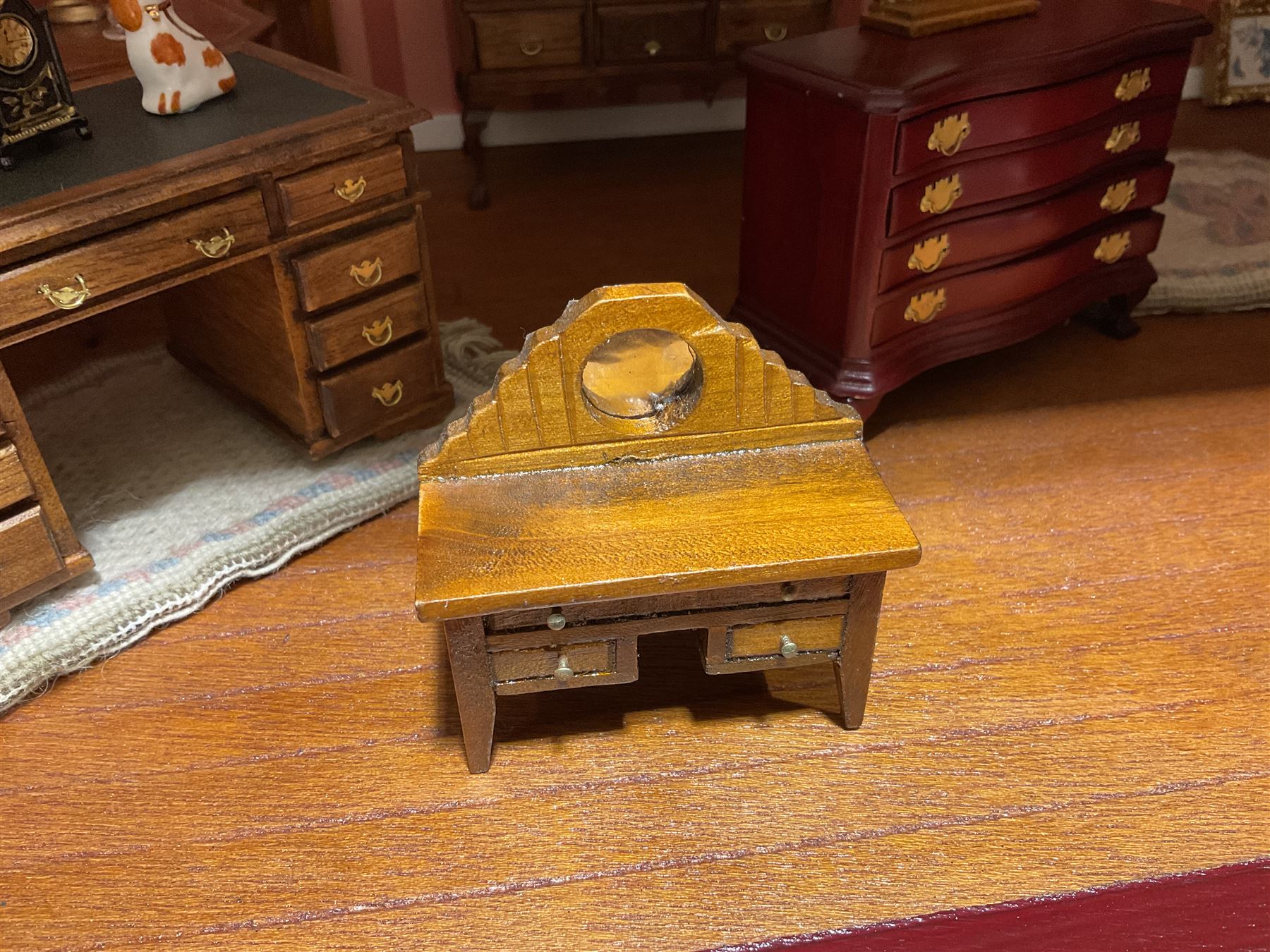 Good quality late 20th century dolls house by M. James dated 1995 in the form of a Beverley East Yor - Image 8 of 16