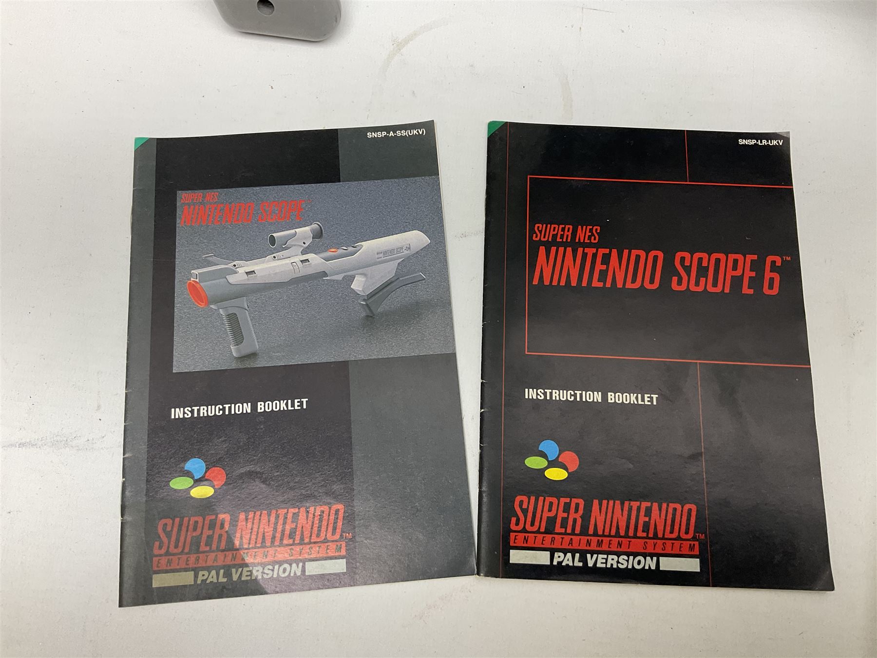 Two Super Nintendo Entertainment System (PAL) controllers - Image 11 of 18