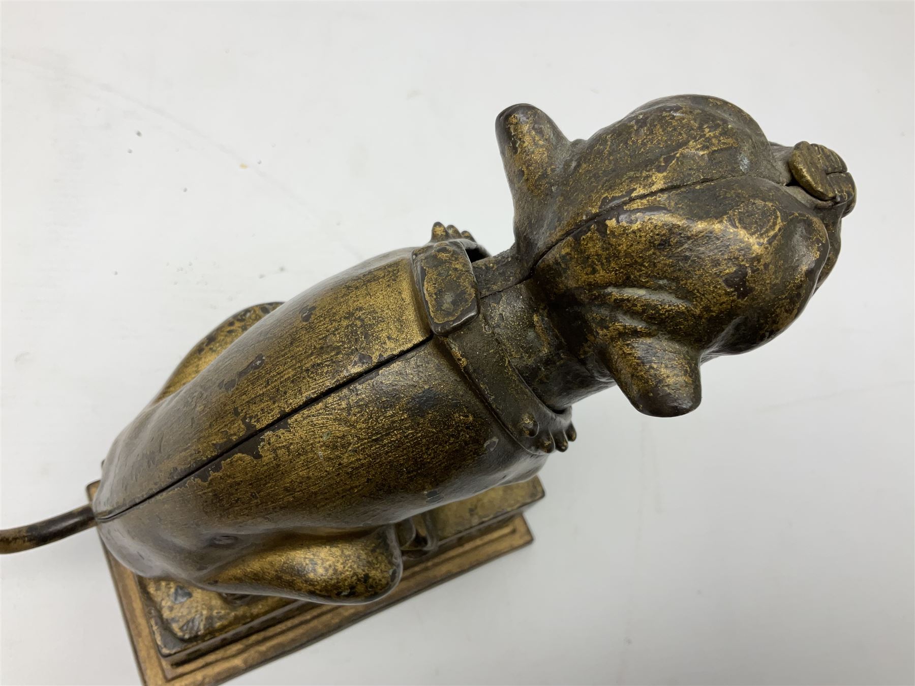 Late 19th century cast-iron mechanical money bank 'Bulldog Bank' by J & E Stevens with coin-on-nose - Image 4 of 8