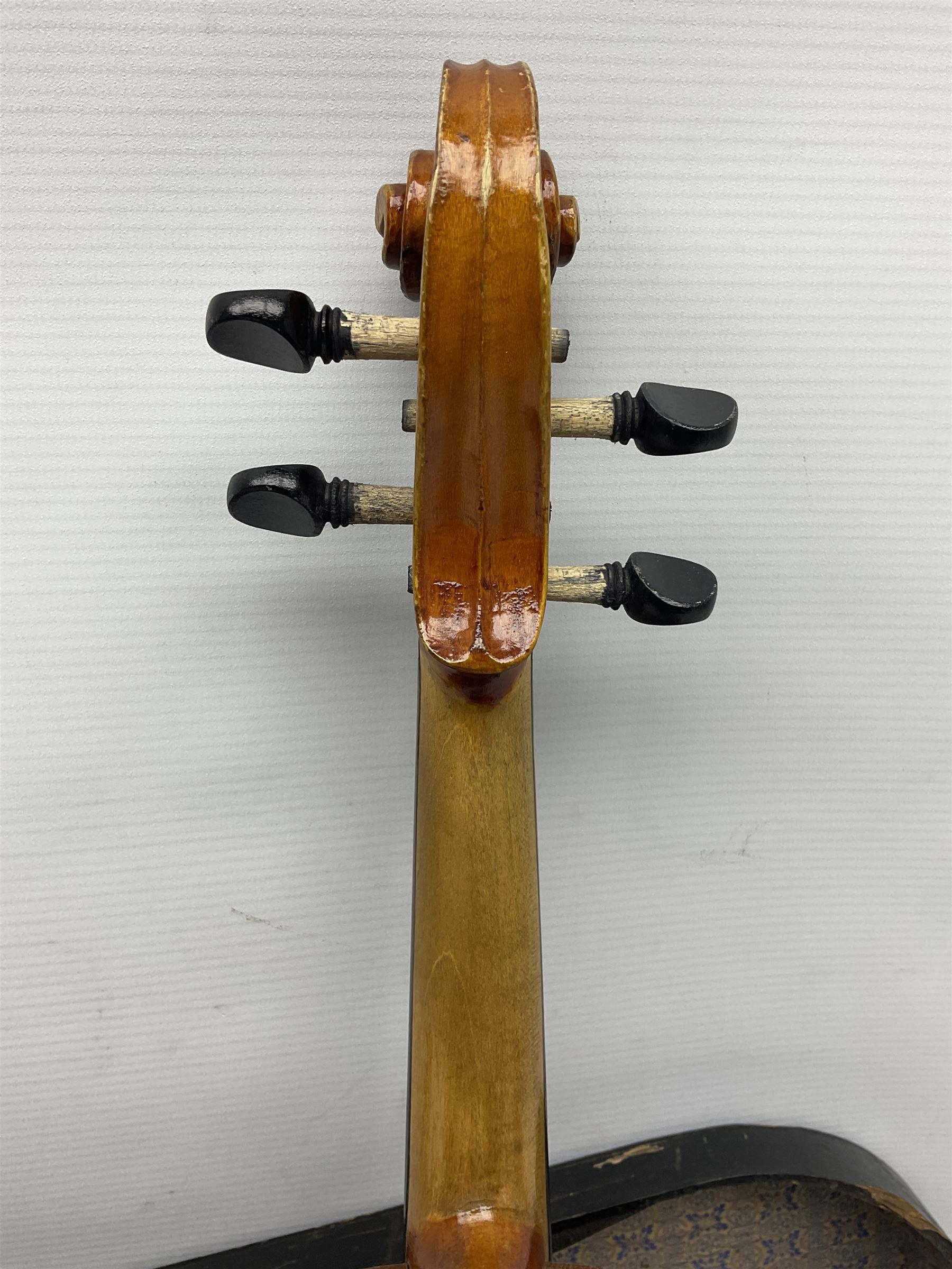 German trade violin c1900 with 36cm one-piece maple back and ribs and spruce top L59cm overall; in e - Image 8 of 17