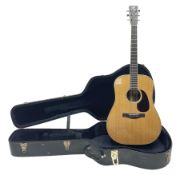 Santa Cruz Guitar Company acoustic guitar No.D2243 with Richard Hoover label L103cm; in hard carryin