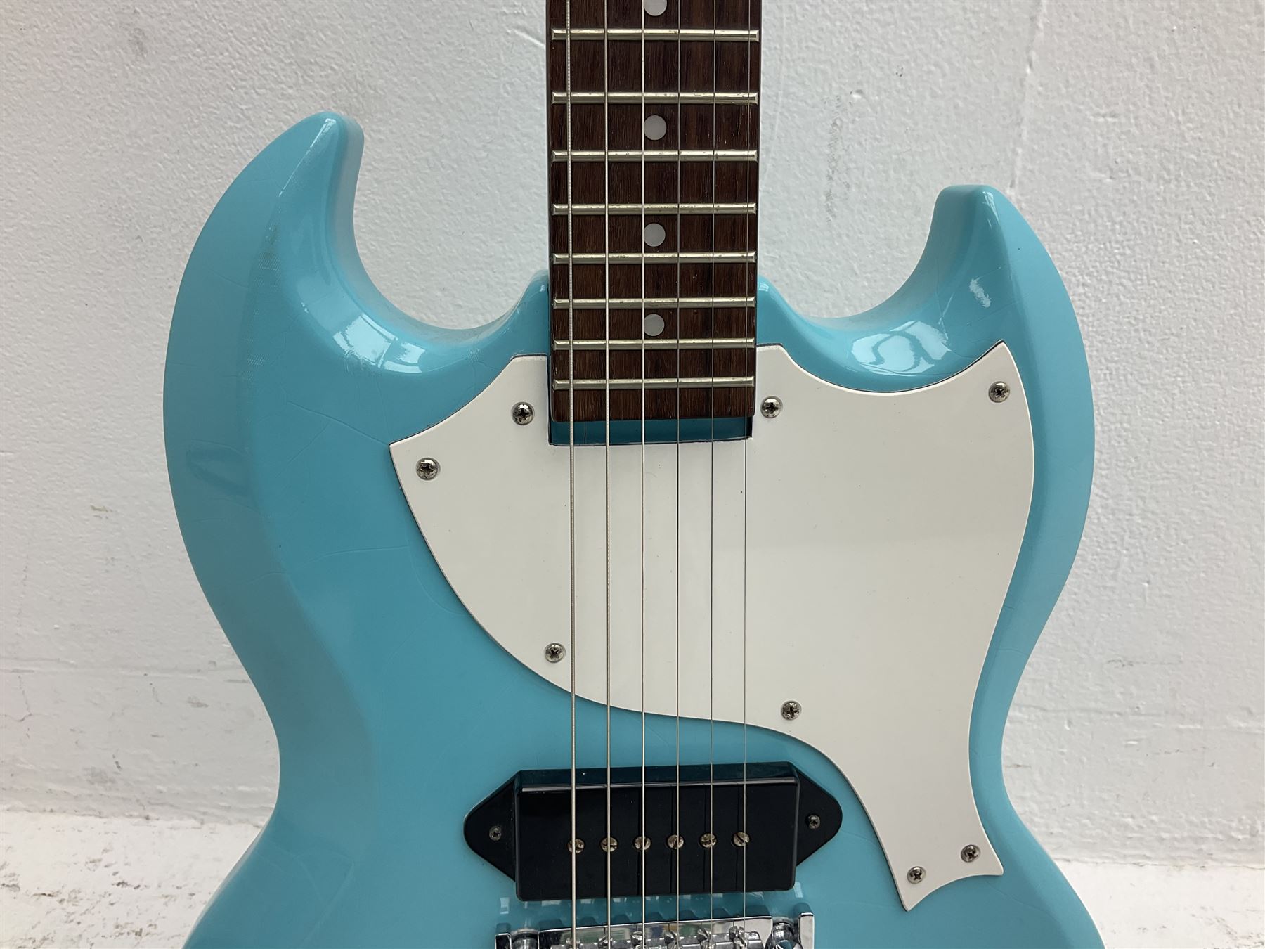 Epiphone Junior Model electric guitar in blue - Image 4 of 15