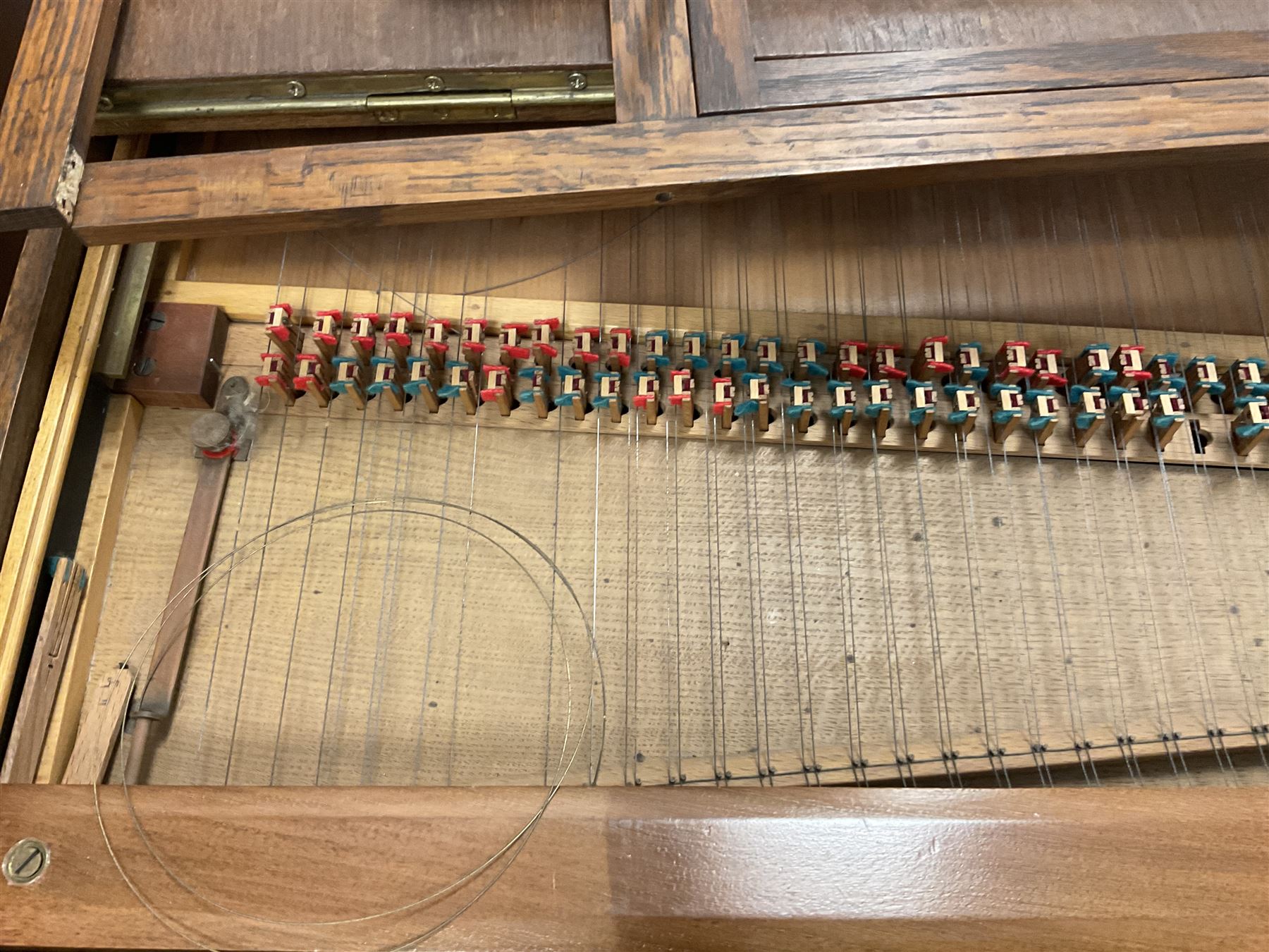 1970s Knowles oak cased harpsichord dated 1974 with 31-key ebonised keyboard - Image 5 of 12