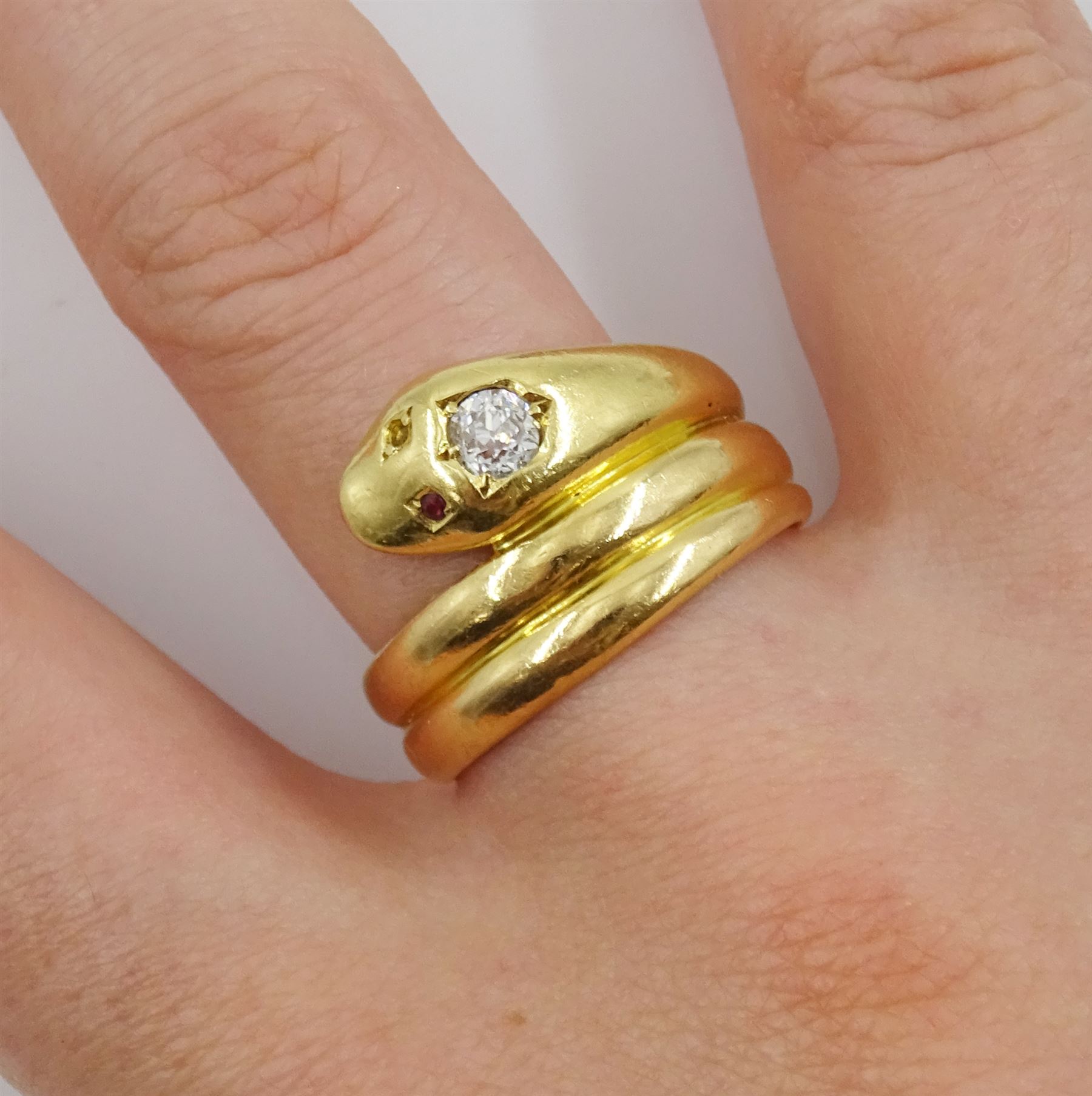 Early 20th century 18ct gold coiled snake ring - Image 2 of 5