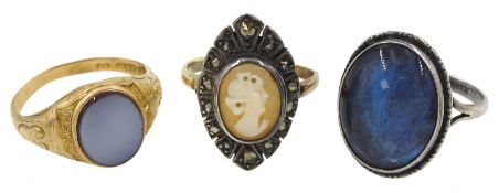 Victorian 15ct gold single stone agate ring