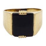 14ct gold onyx signet ring