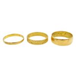 Three 22ct gold wedding bands