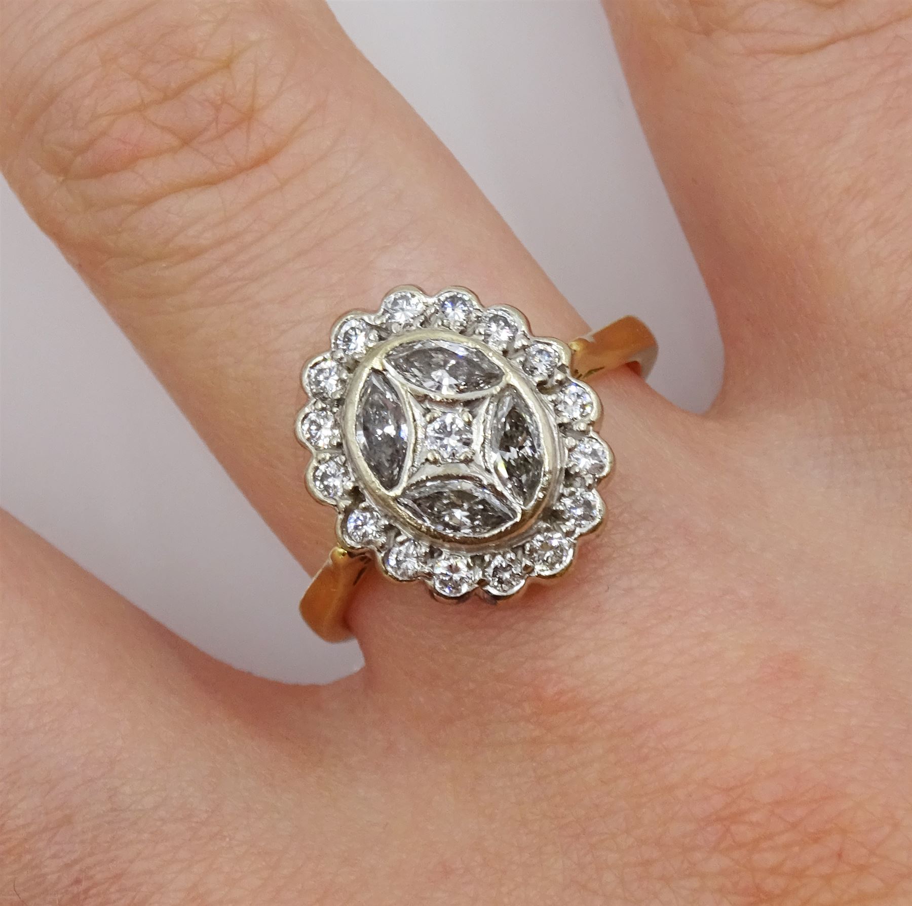 18ct gold diamond marquise cut and round brilliant cut diamond cluster ring - Image 2 of 4