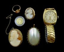 Two 9ct gold cameo brooches and a ring