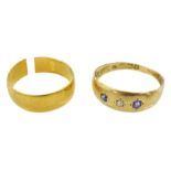 Edwardian 18ct gold gypsy set sapphire and diamond chip ring