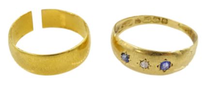 Edwardian 18ct gold gypsy set sapphire and diamond chip ring