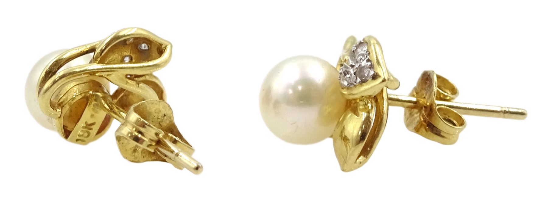 Pair of 18ct gold cultured pearl and diamond chip stud earrings - Image 2 of 2