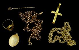 9ct gold jewellery including cross pendant