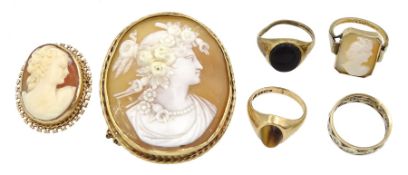 Victorian gold cameo brooch