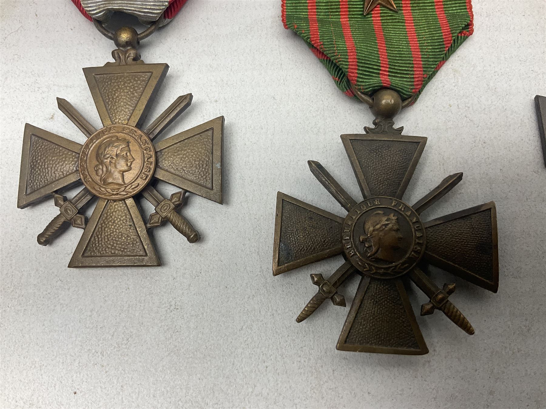Six French medals - 2nd Empire Louis-Naploeon Medaille Militaire Valeur Et Discipline; 1870 3rd Repu - Image 3 of 10