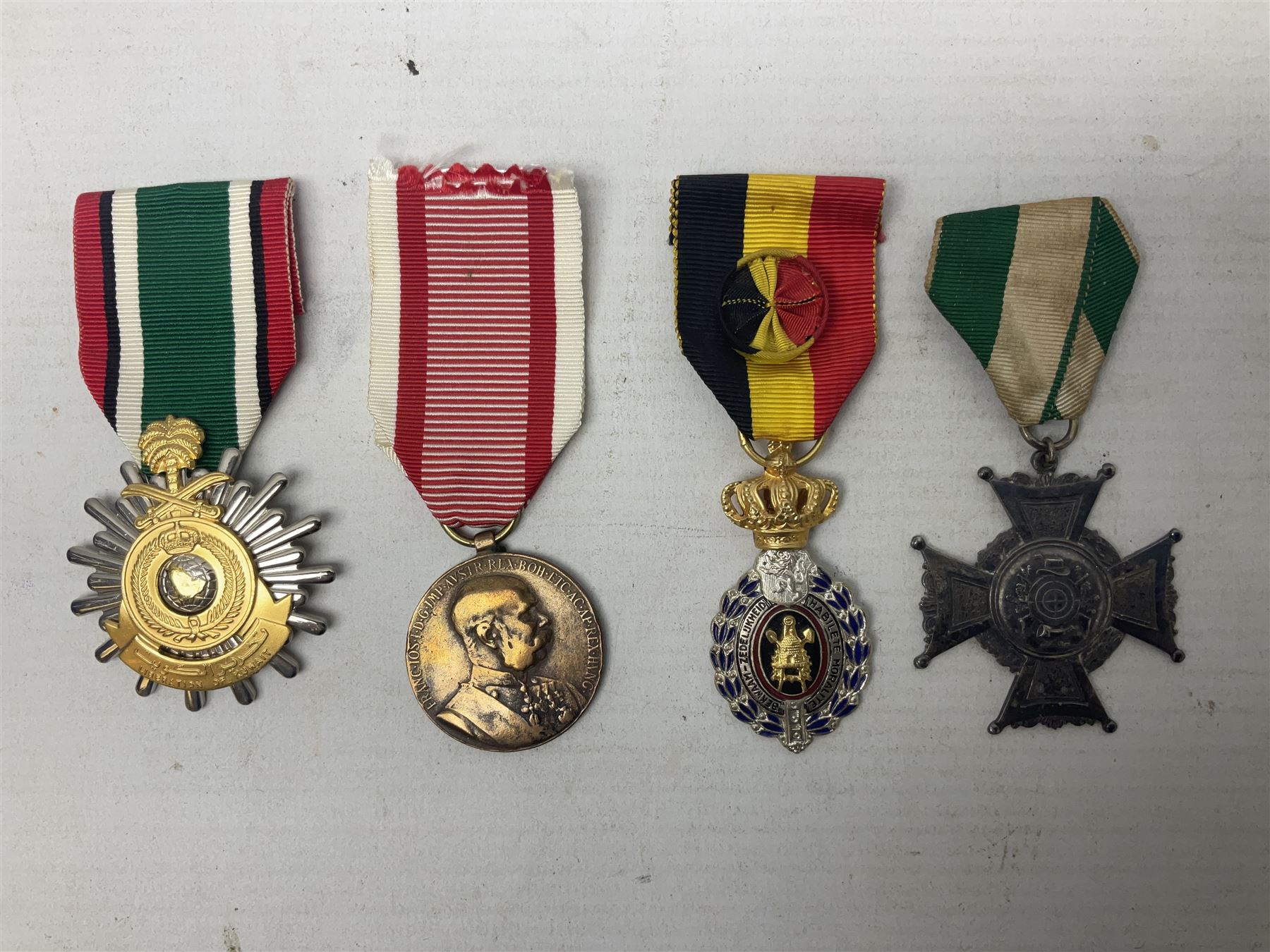 Seven worldwide medals - Austro-Hungarian Kaiser Franz Joseph Jubilee Medal 1848-98; Liberation of K - Image 2 of 7