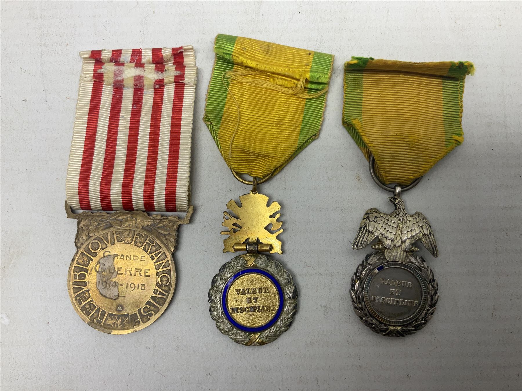 Six French medals - 2nd Empire Louis-Naploeon Medaille Militaire Valeur Et Discipline; 1870 3rd Repu - Image 10 of 10