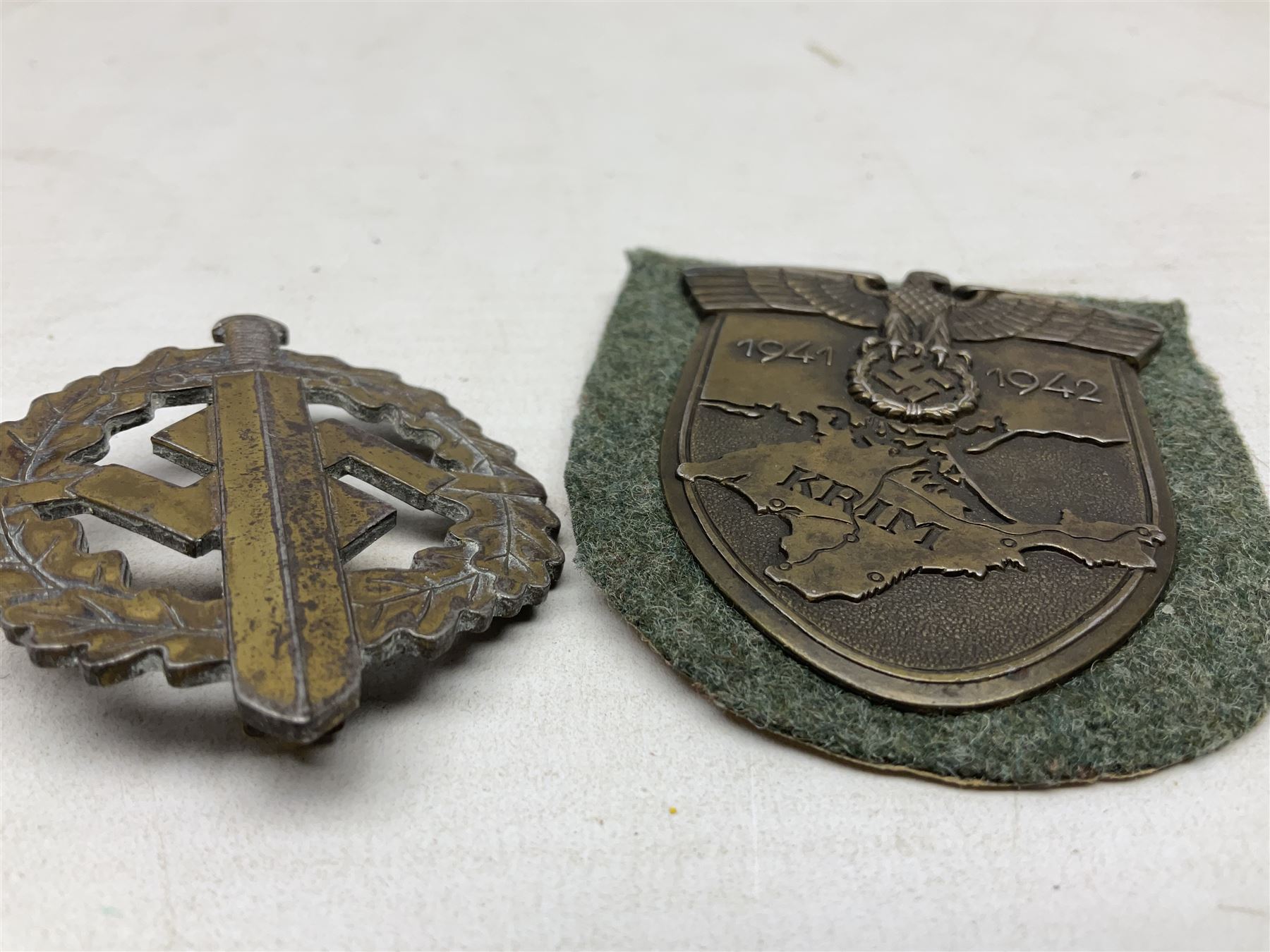 German Crimea arm-shield badge (Krimschild) - Image 5 of 5