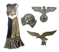 Imperial German Prussian Army Service Veterens Association badge; 'SS' type first pattern cap skull;