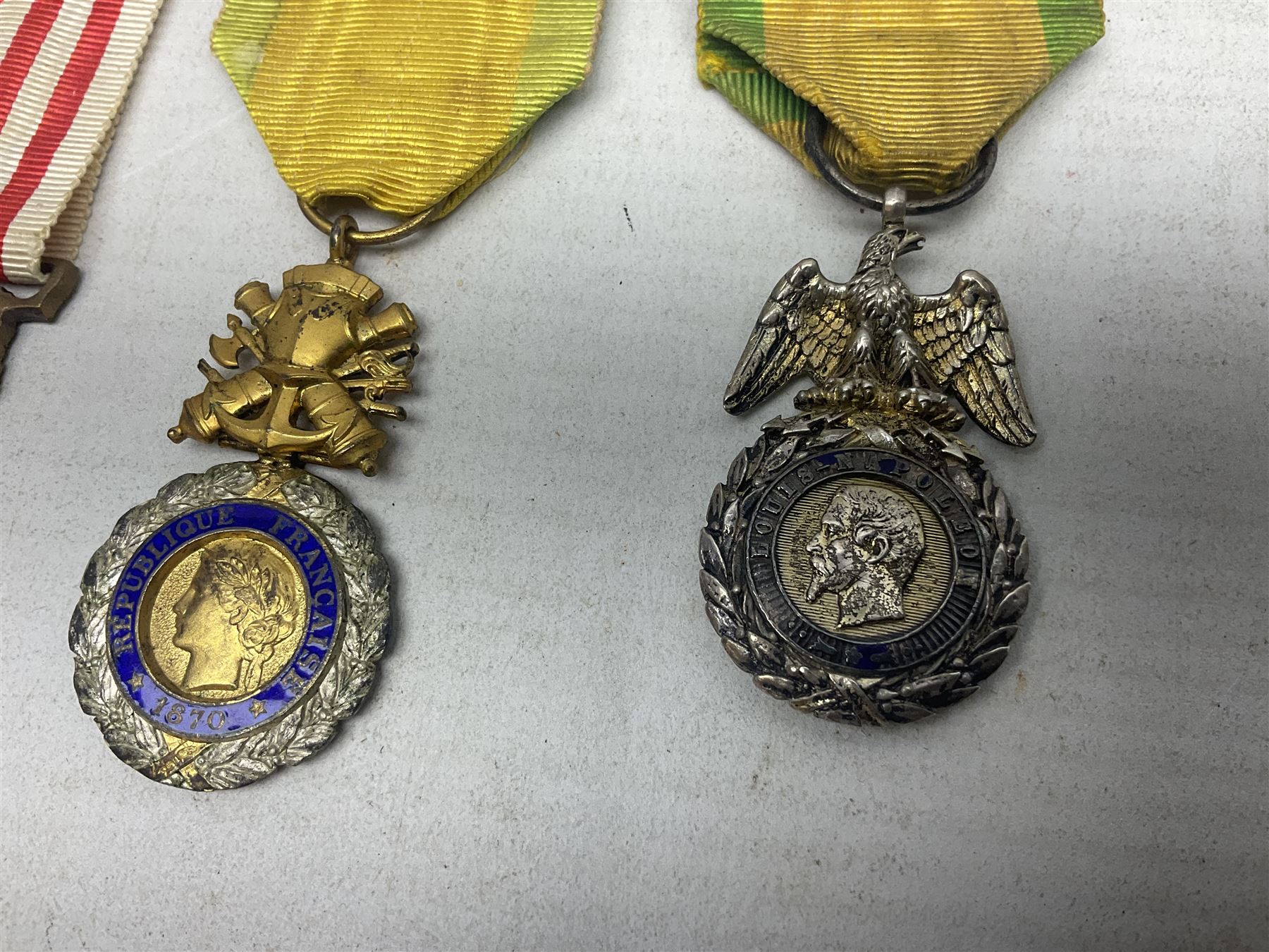 Six French medals - 2nd Empire Louis-Naploeon Medaille Militaire Valeur Et Discipline; 1870 3rd Repu - Image 8 of 10