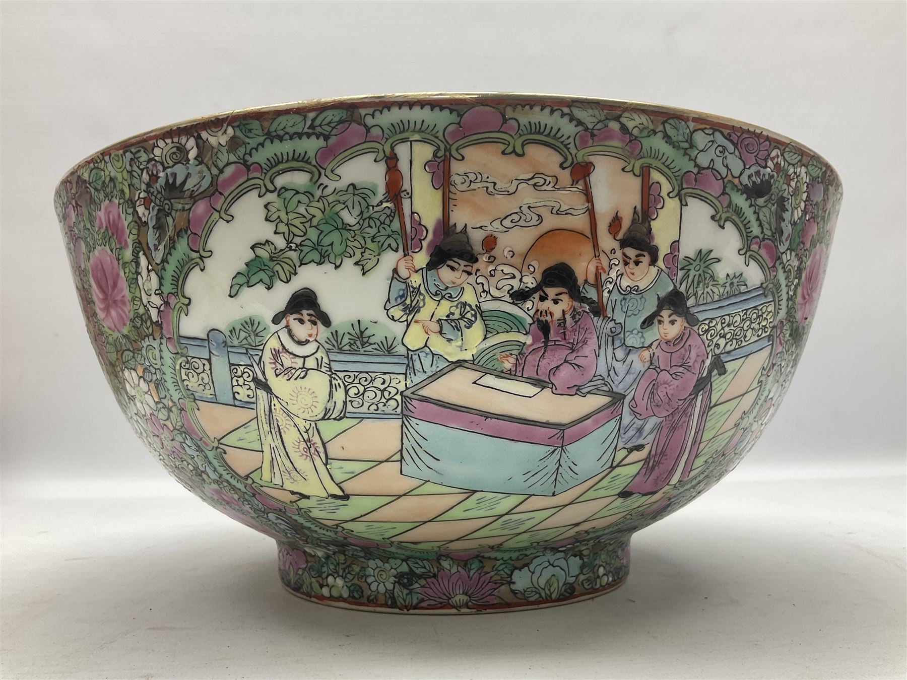 Chinese Famille Rose bowl - Image 8 of 13