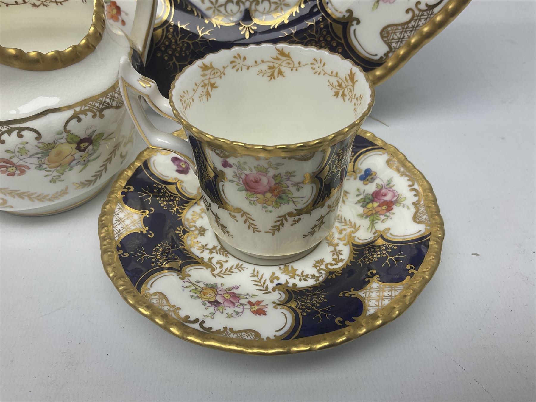 Coalport cobalt blue batwing pattern tea wares - Image 5 of 13