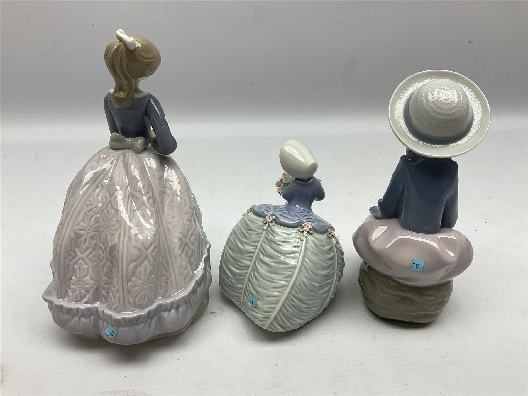 Three Lladro figures - Image 2 of 13