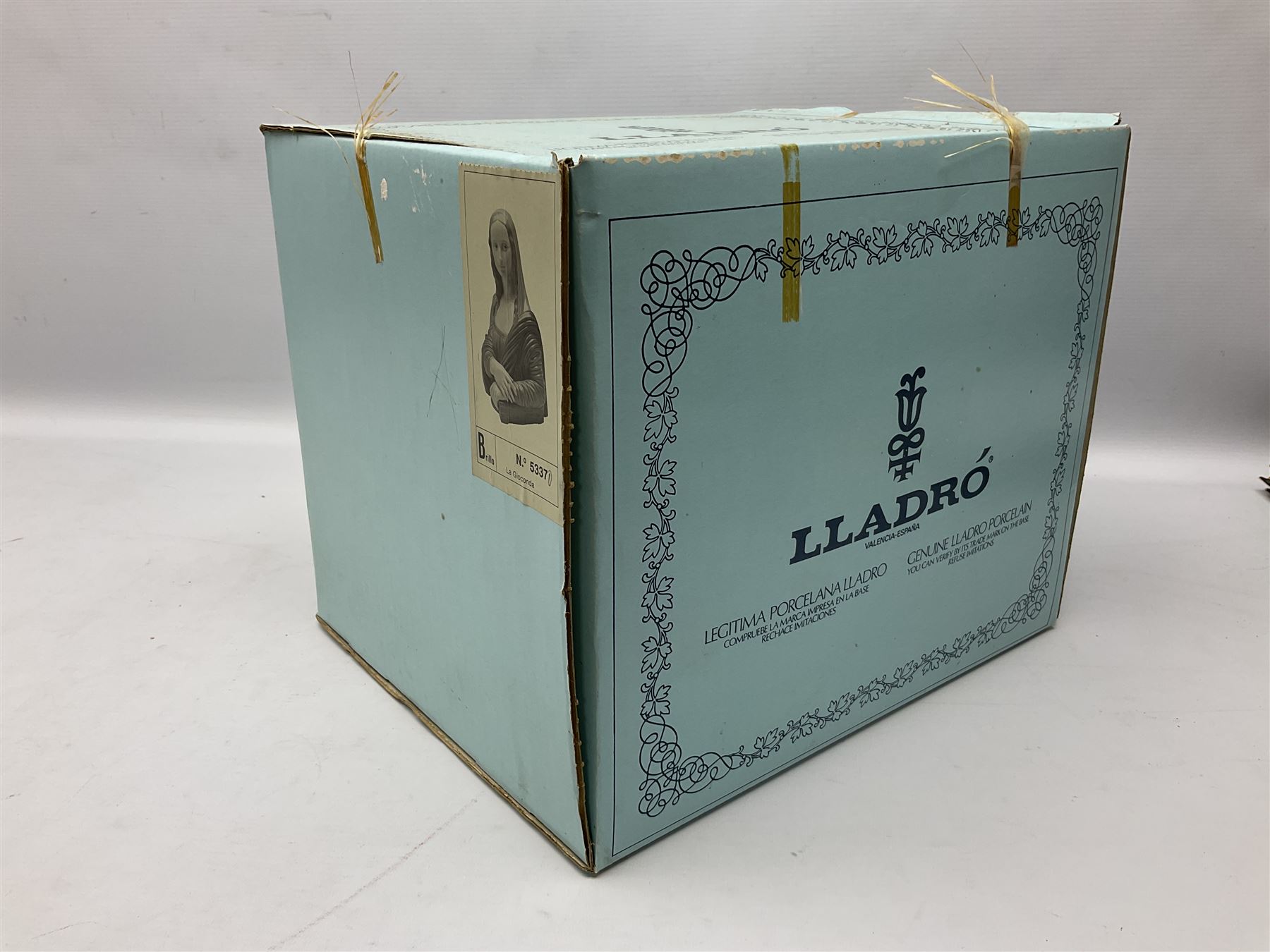 Lladro bust - Image 8 of 9