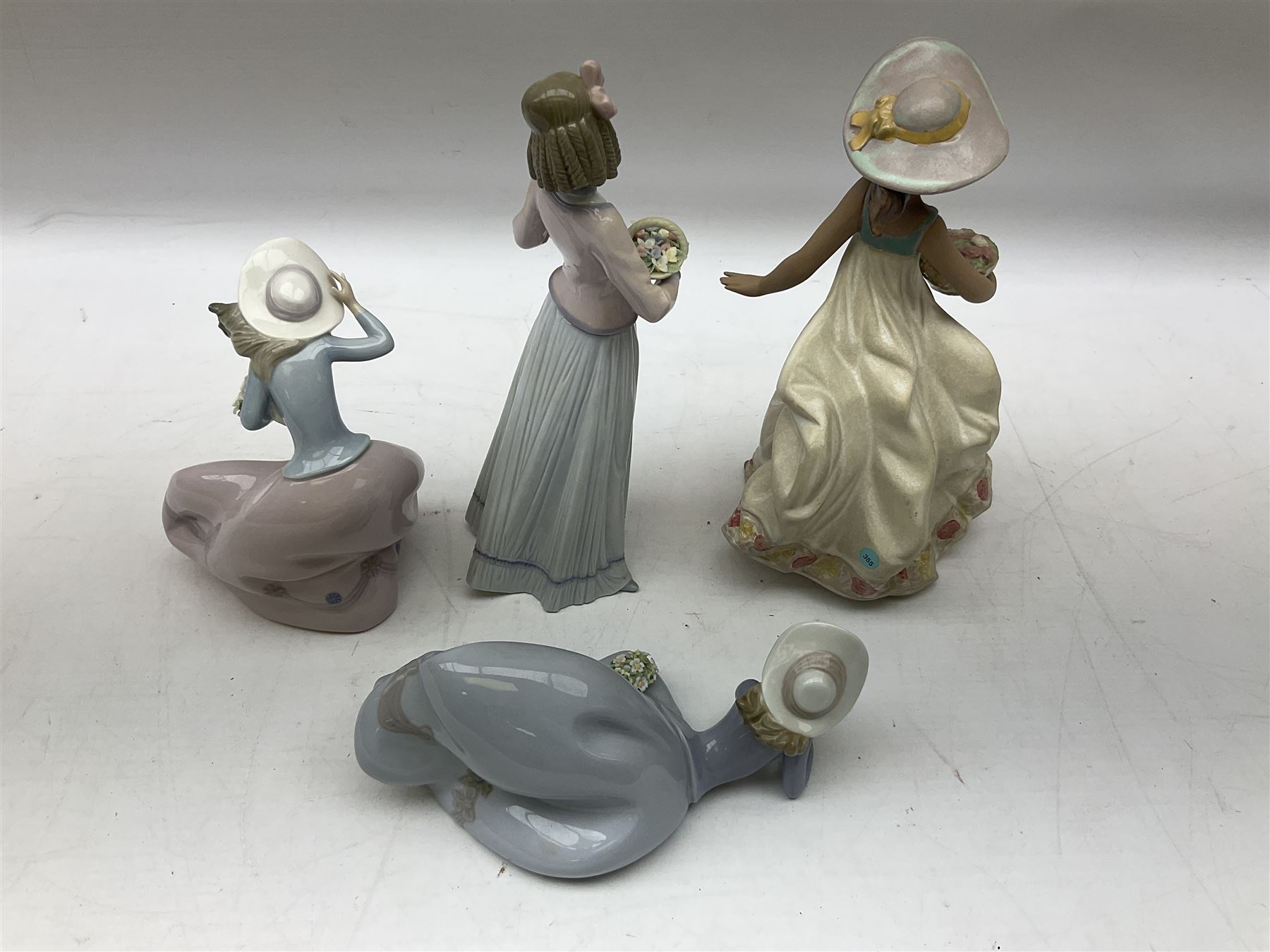 Four Lladro figures - Image 2 of 18