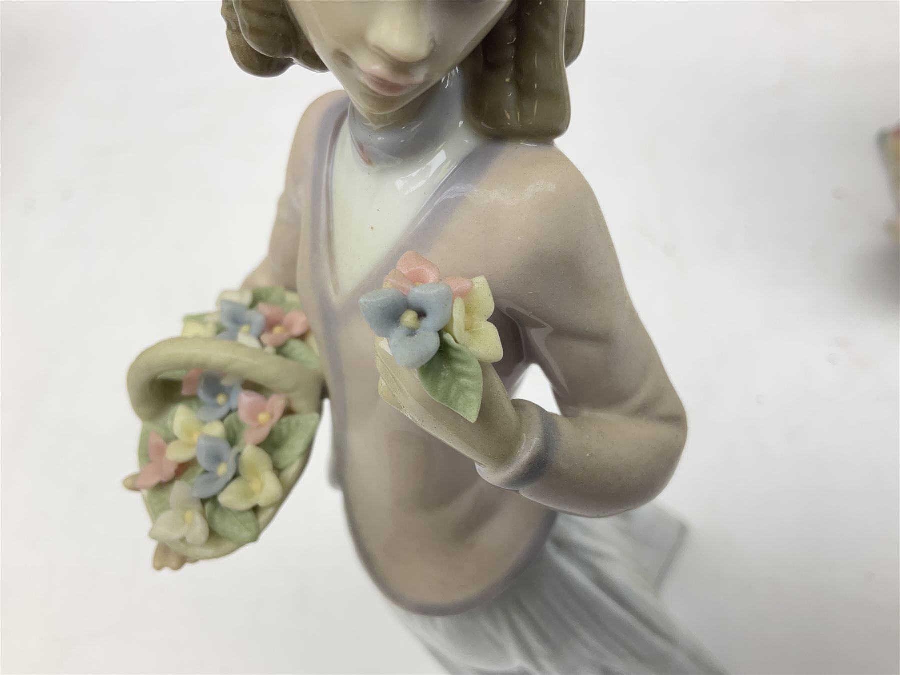 Four Lladro figures - Image 11 of 18