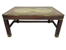 Late 20th century Atlas coffee table