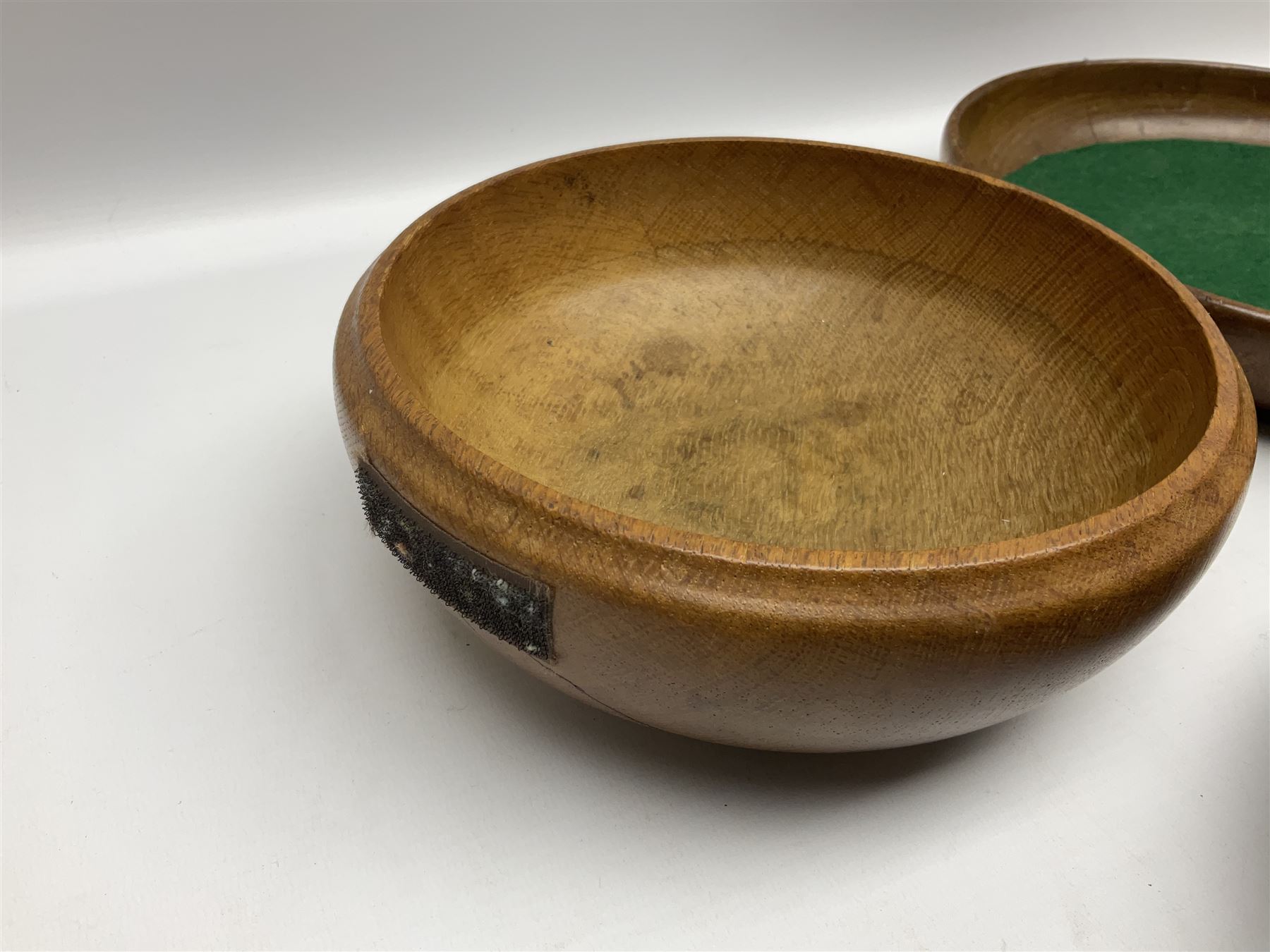 Five turned wood collection plates and bowls - Image 6 of 6