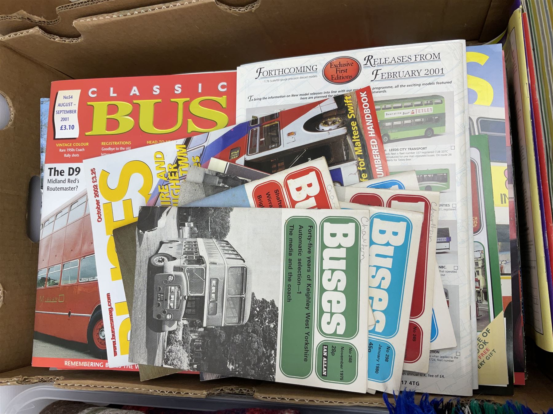 Collection of bus related magazines dating from the 1960s and later - Image 8 of 8