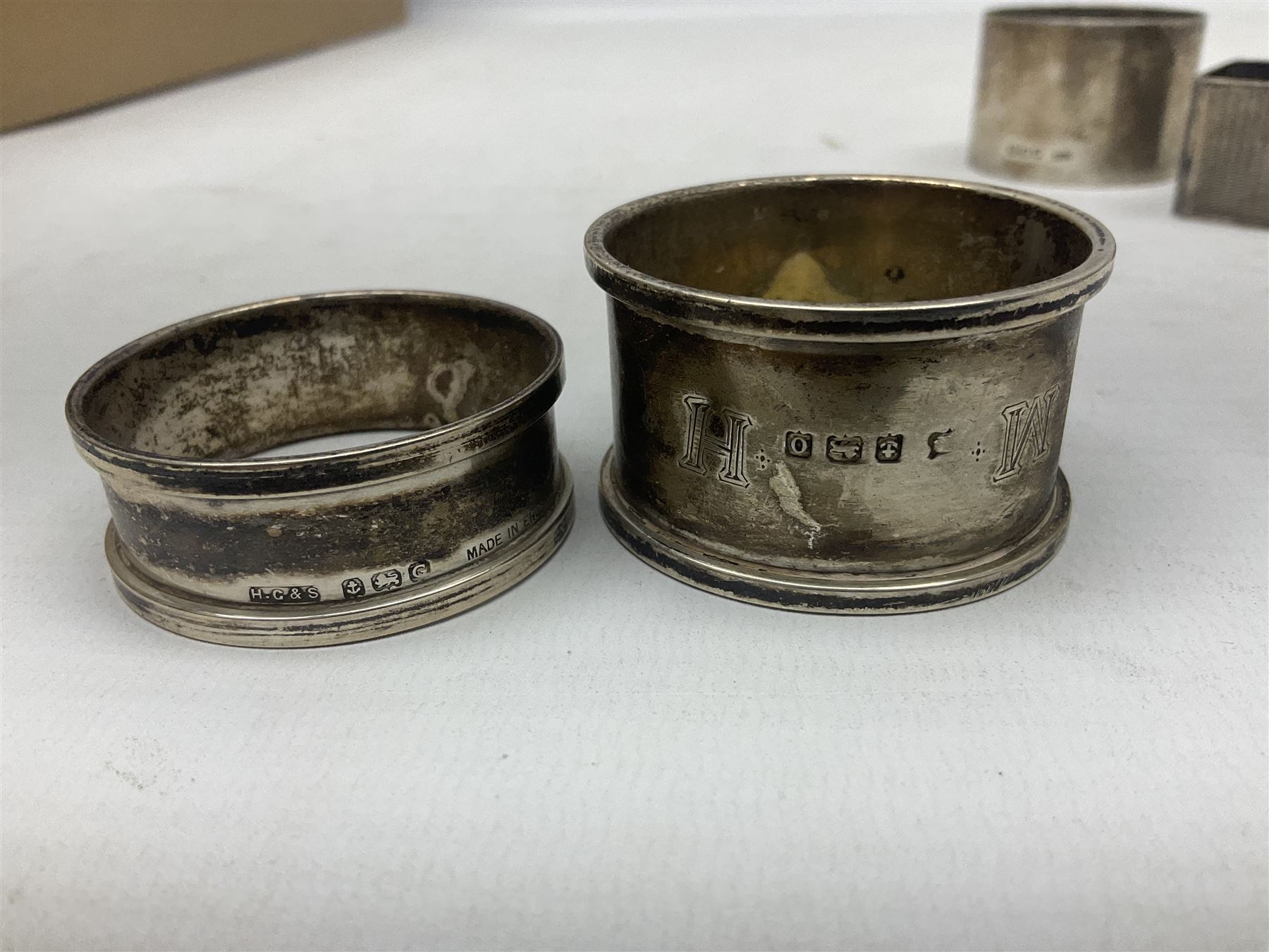 Four silver napkin rings - Image 3 of 4