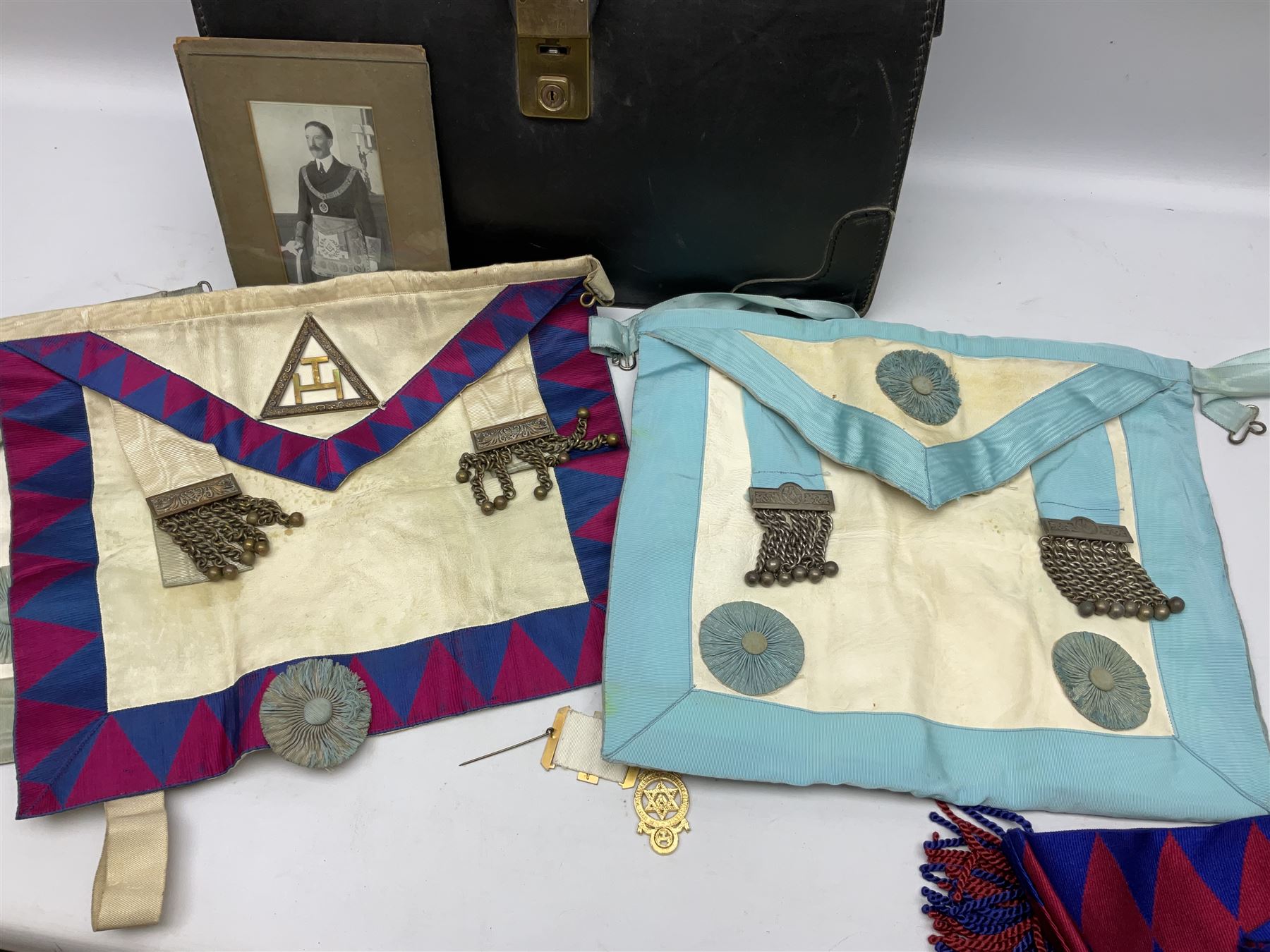 Quantity of Masonic regalia to include aprons - Image 5 of 6