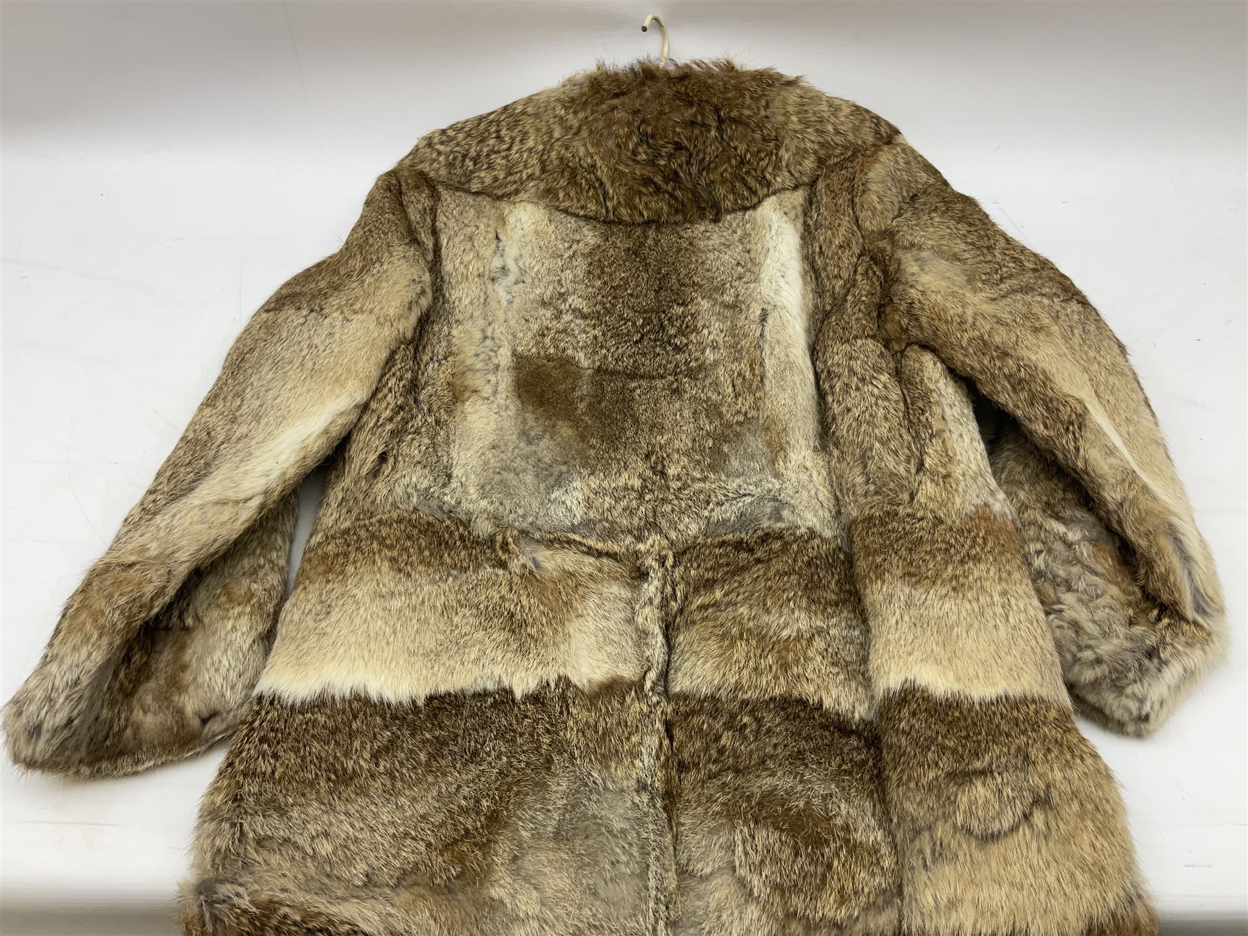 Ladies three quarter length fur coat - Image 8 of 9