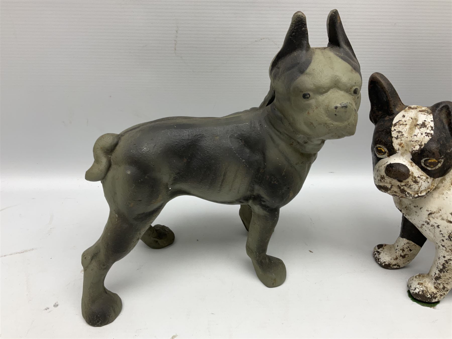 Cast iron doorstops etc modelled as dogs and cats - Image 7 of 8