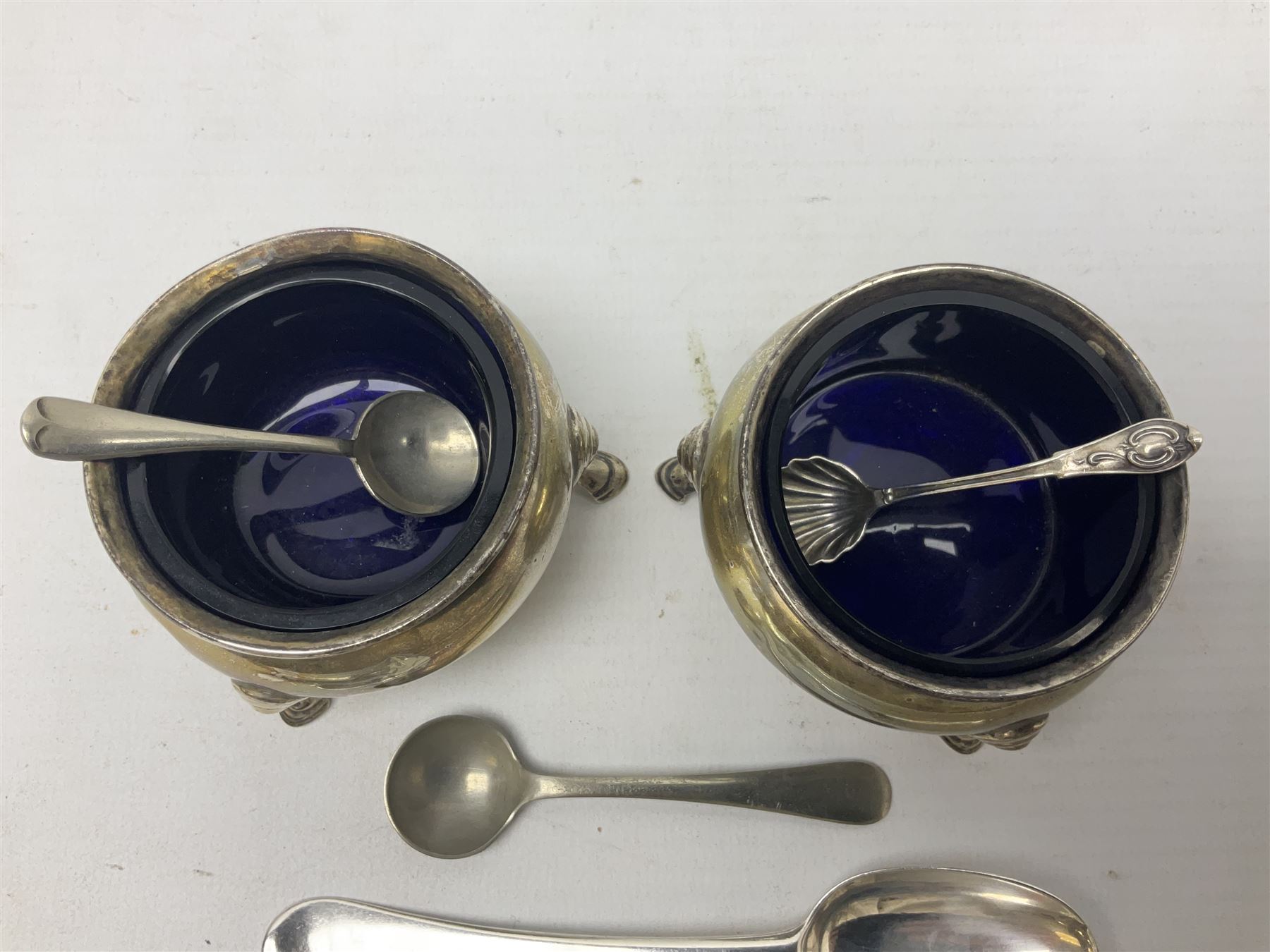 Pair of early 20th century silver open salts - Image 3 of 6